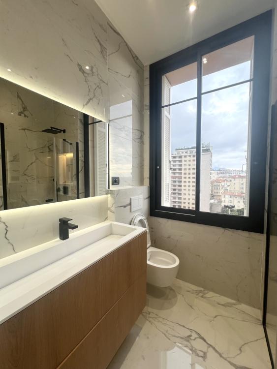MAGNIFIQUE 5 PIÈCES RÉNOVÉ - FRANZIDO PALACE