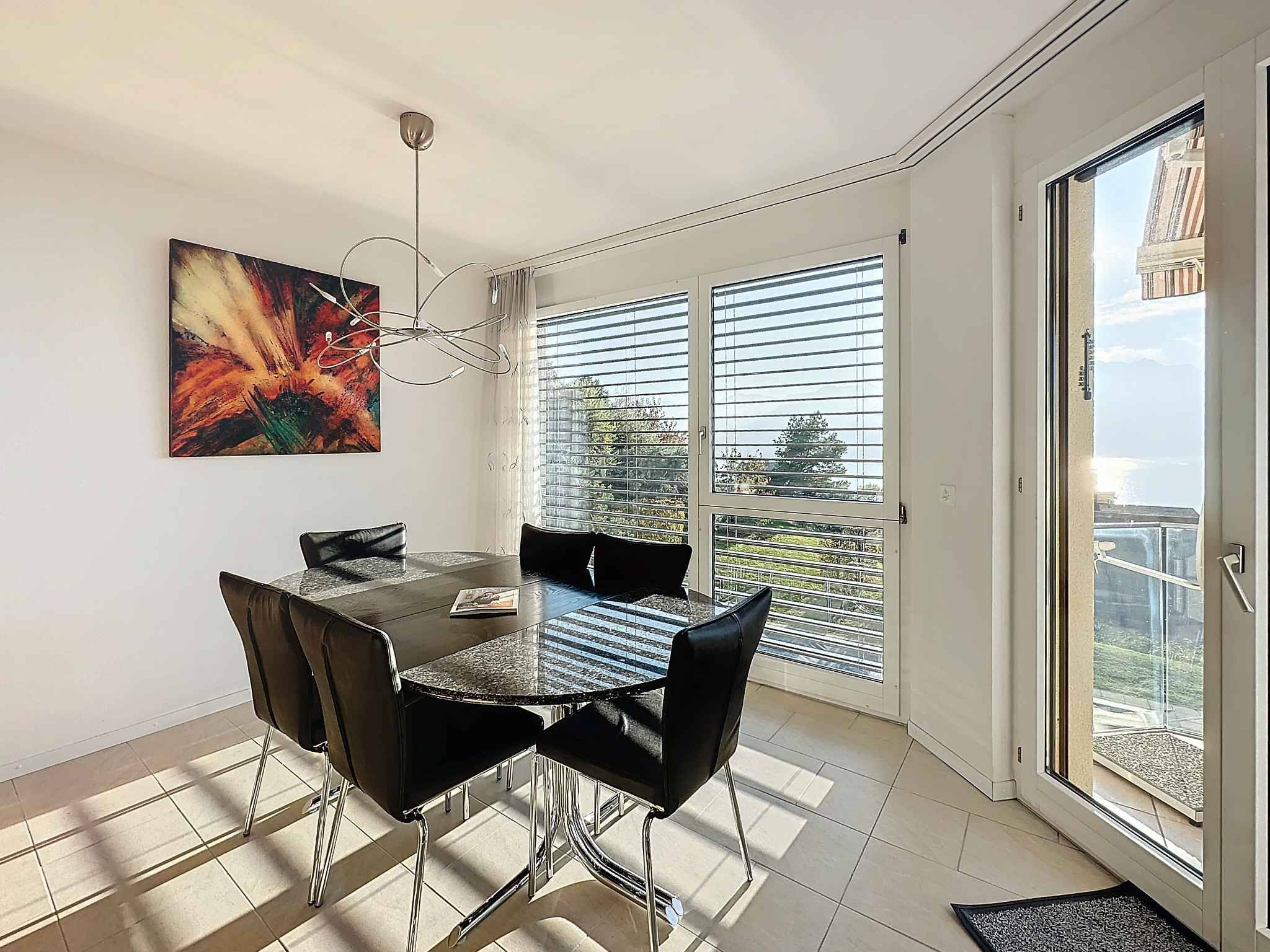Rare ! Appartement de 5.5 pièces avec superbe vue sur le lac 