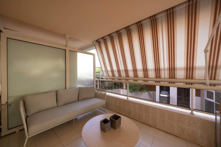 CHARMANT APPARTEMENT RENOVE
