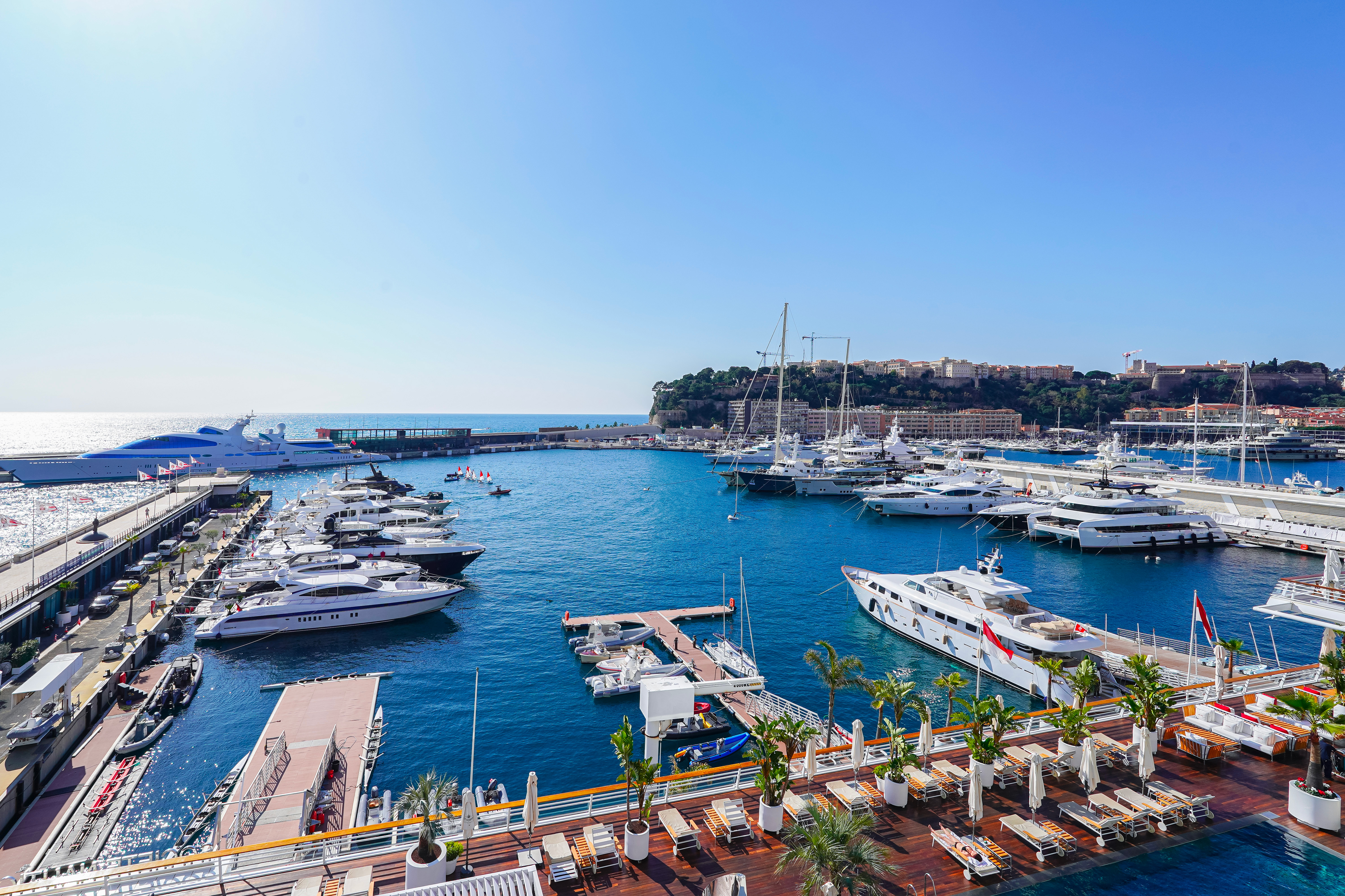 W7Lo2_vue-terrasse-mc-star-barnes-valeri-agency-monaco-1773919080.jpg