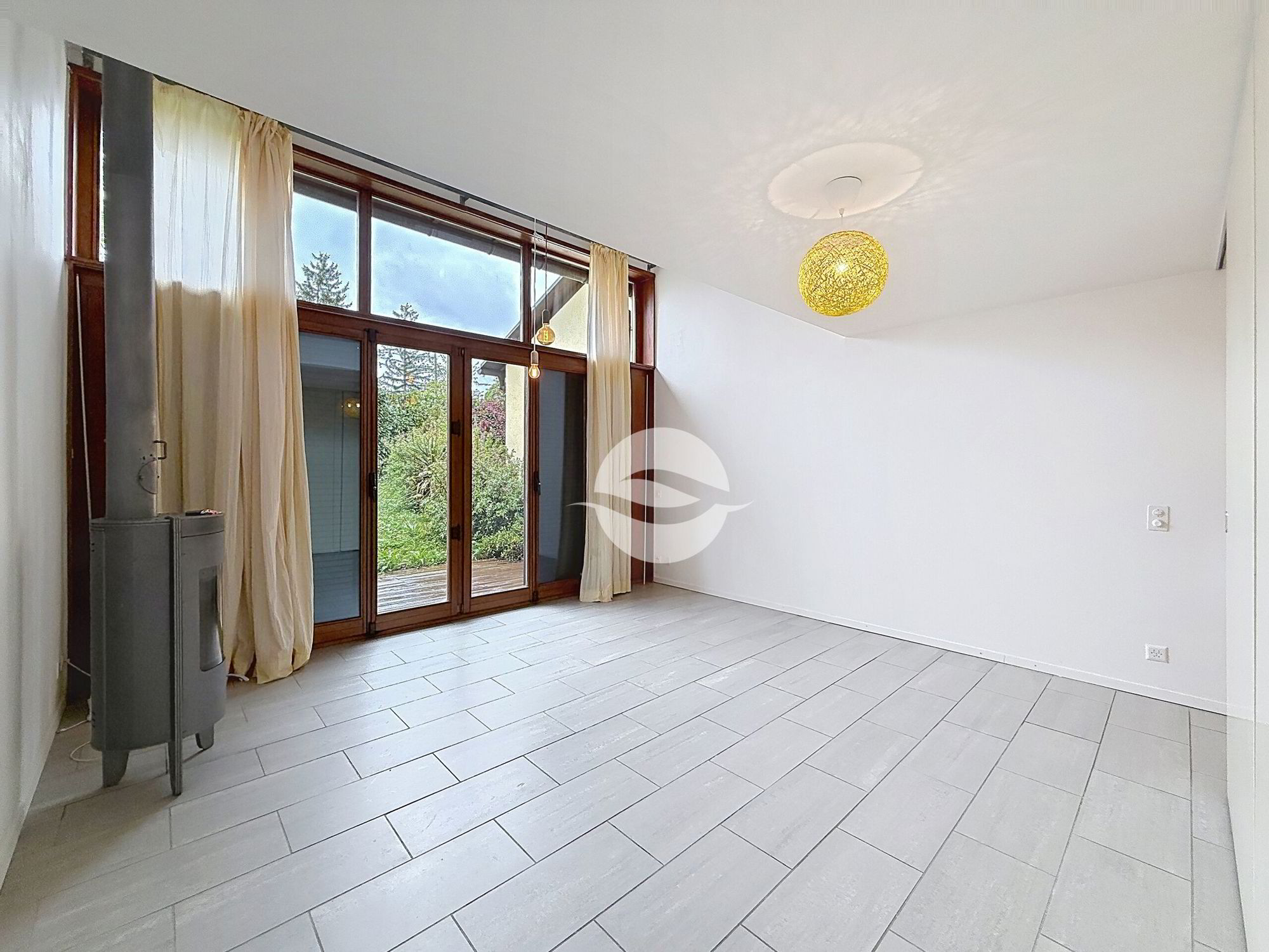 WAarV_lookmove_236890615_2.jpg