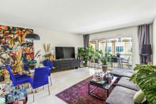 Villa Bianca: Spacieux 3 Pièces à Proximité de Mareterra avec Parking Double & Cave