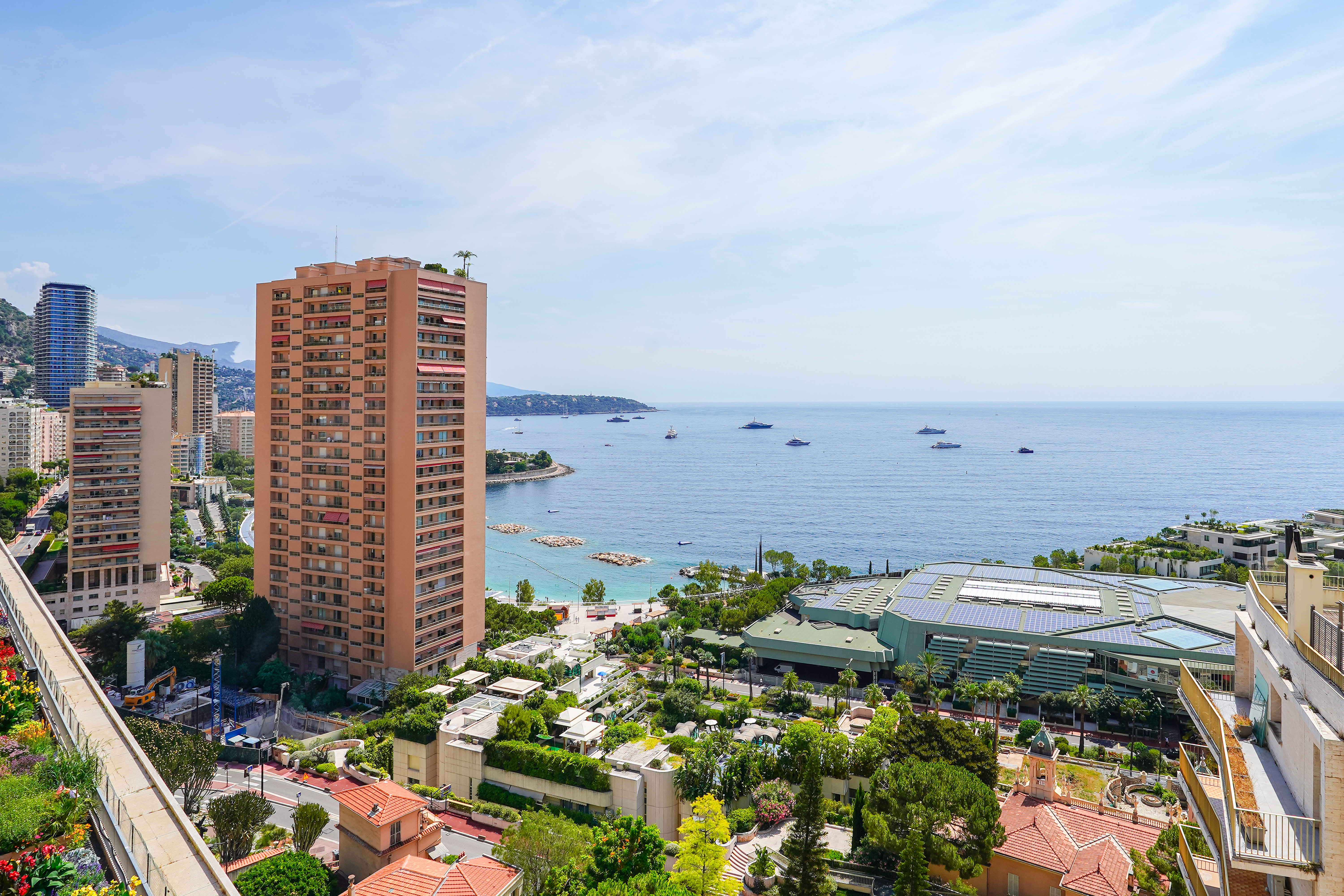 MONTE CARLO - 5 PIÈCES - CENTRE - VUE MER