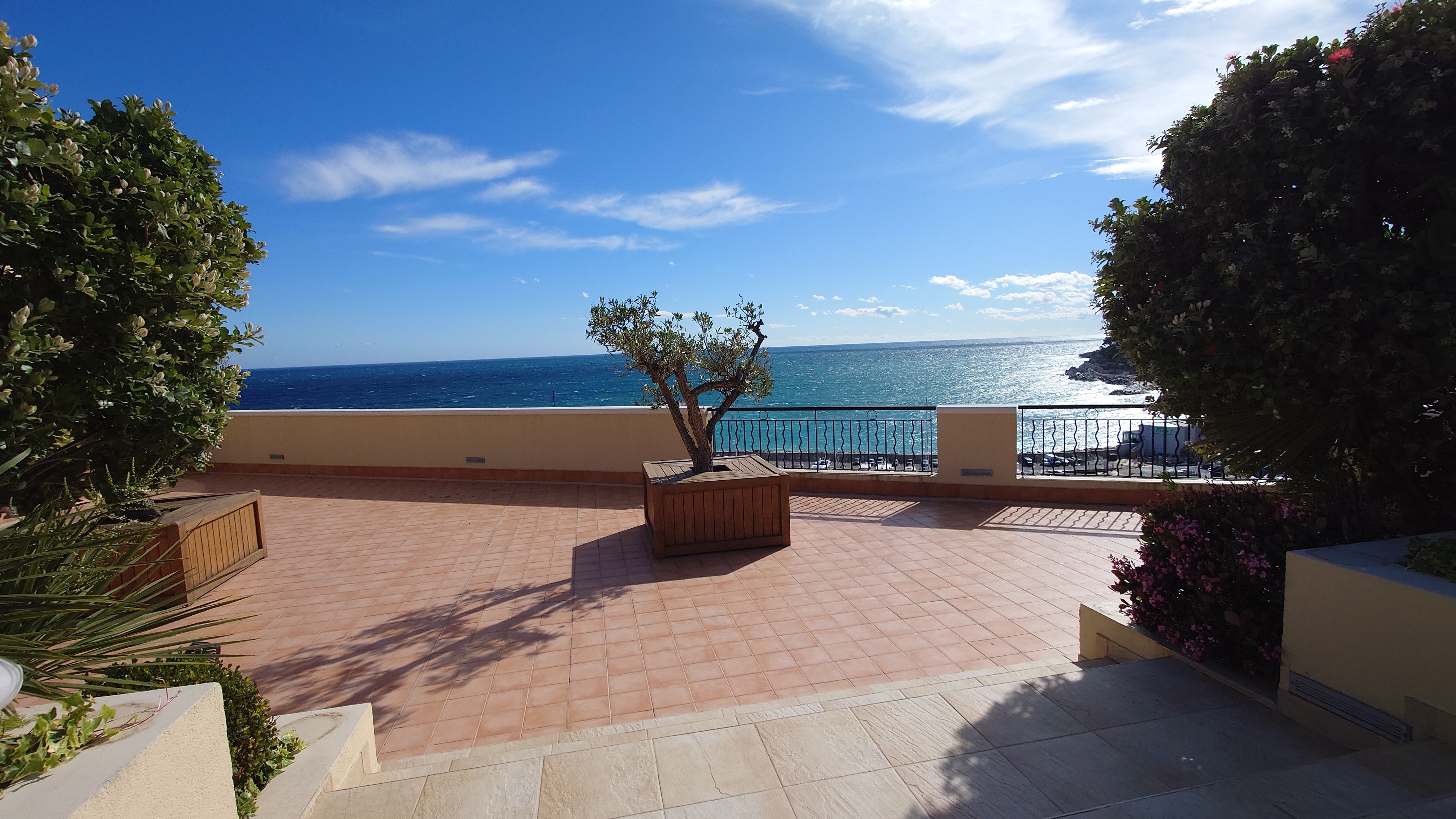 yjAob_terrasse-bis-1711646493.jpg