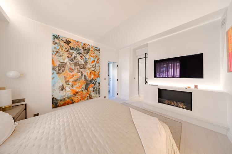 MAGNIFIQUE PENTHOUSE RENOVE