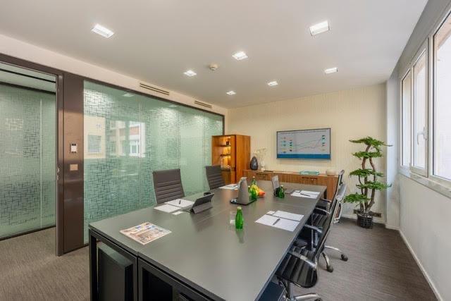 FONTVIEILLE: bureau de 21m2 en location